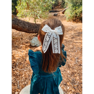 The Littel Piggy Bow Co Nora Wide Lace Bow